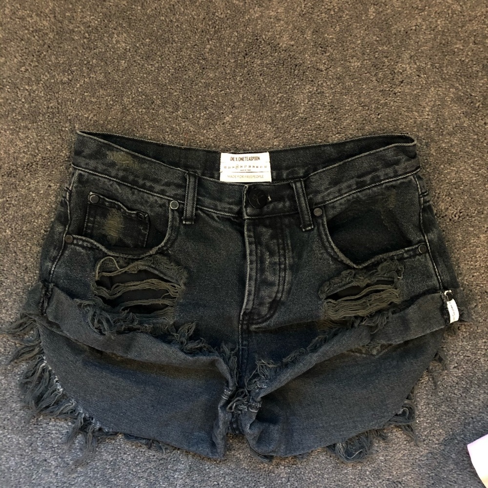 One teaspoon black shorts